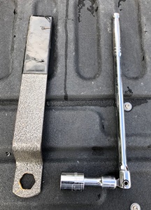 Replacement hitch wrench